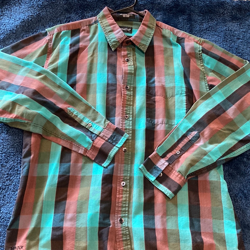 Matix Men’s XL long sleeve button down